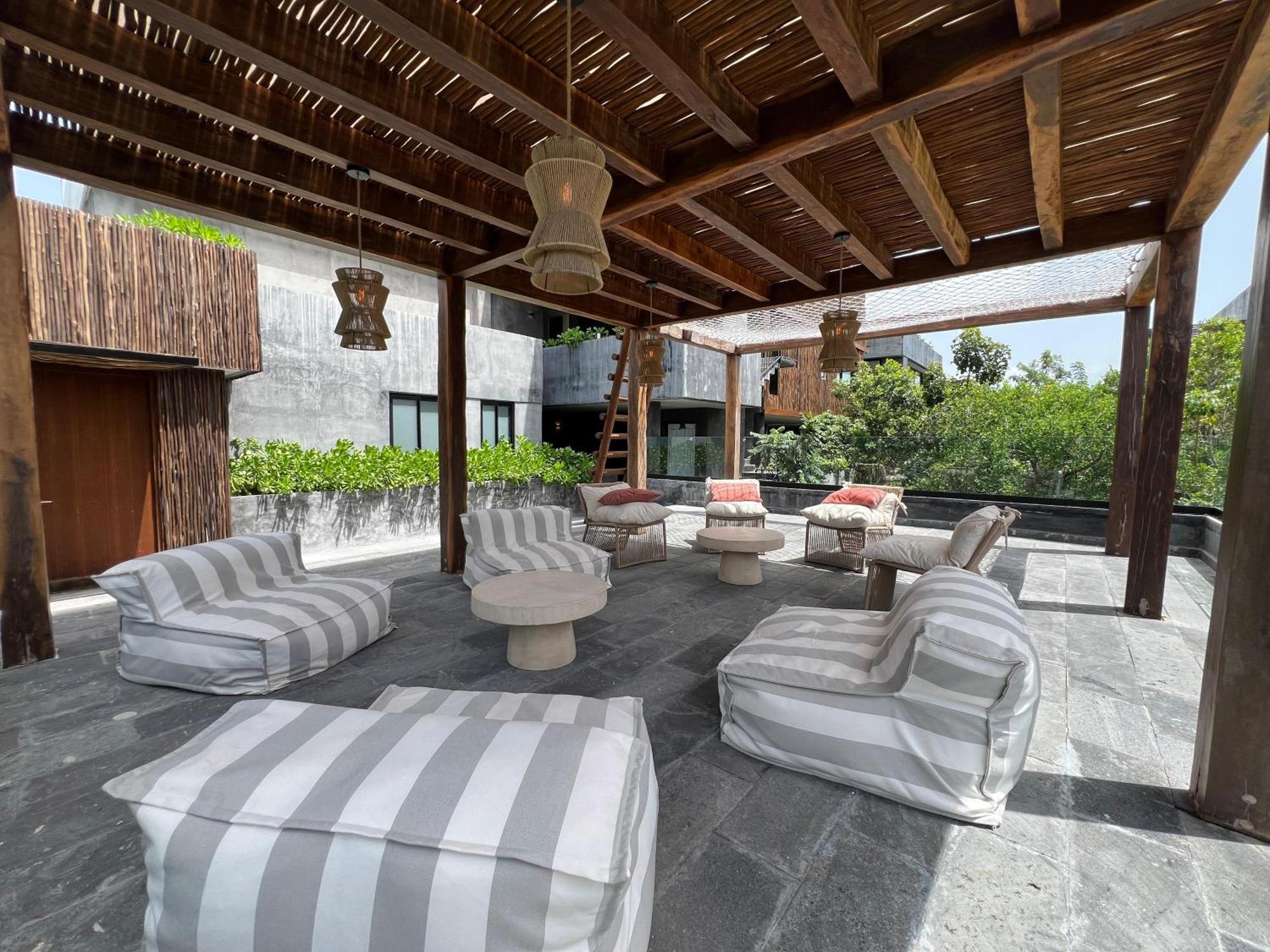 Humana In * Tulum